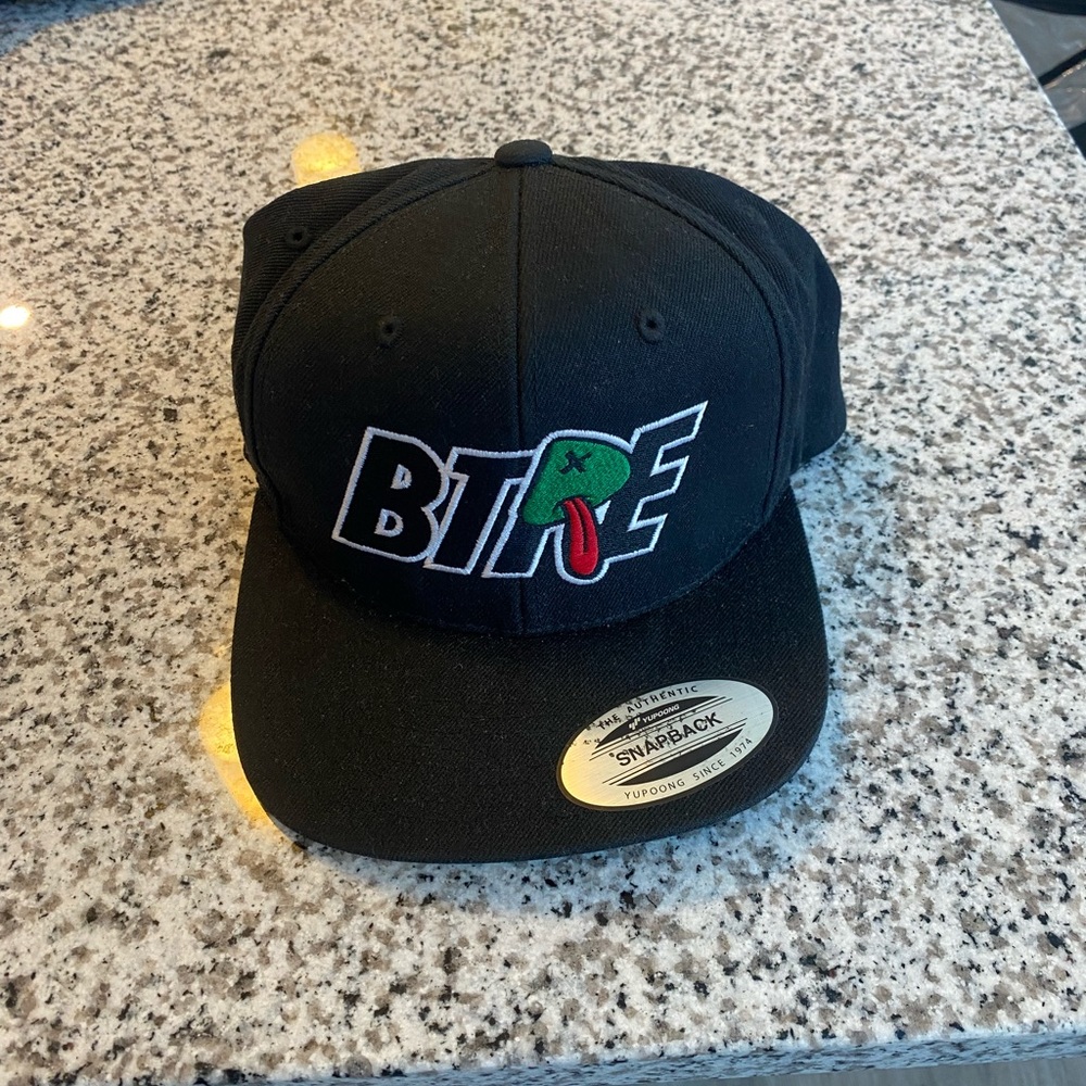 Customize btpe hat
